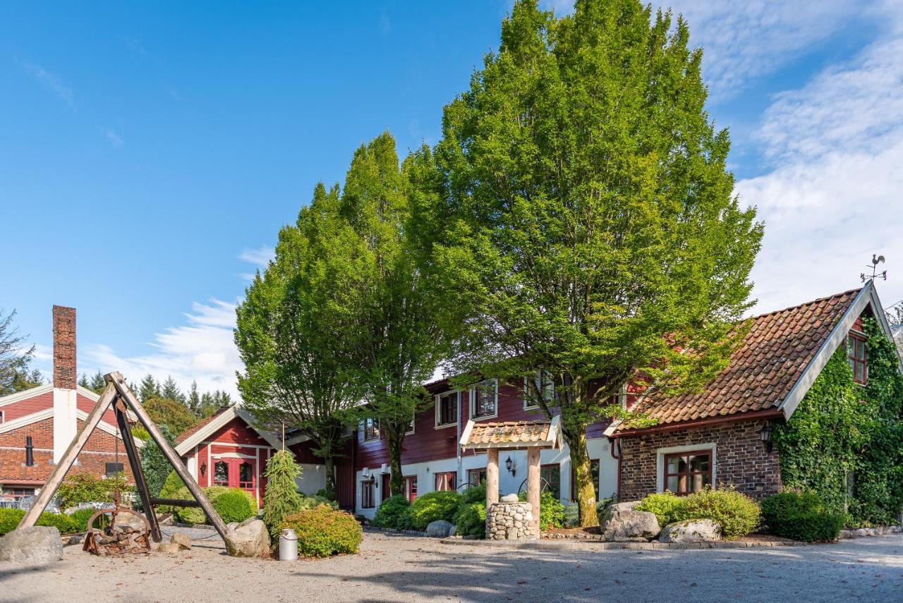 Kronen Gaard Hotel Саннес Екстер'єр фото