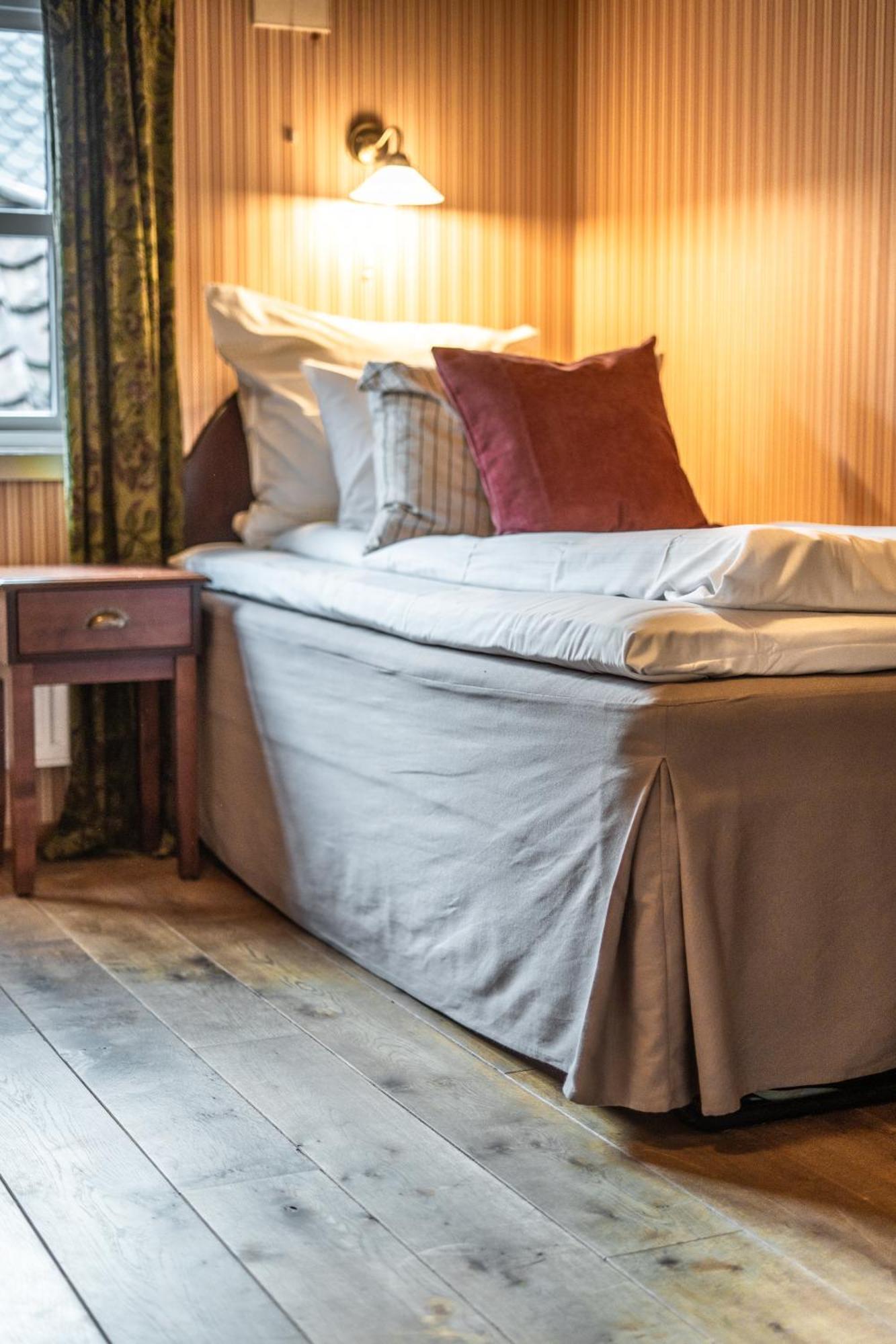 Kronen Gaard Hotel Саннес Номер фото