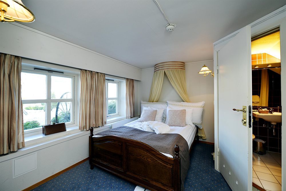 Kronen Gaard Hotel Саннес Екстер'єр фото